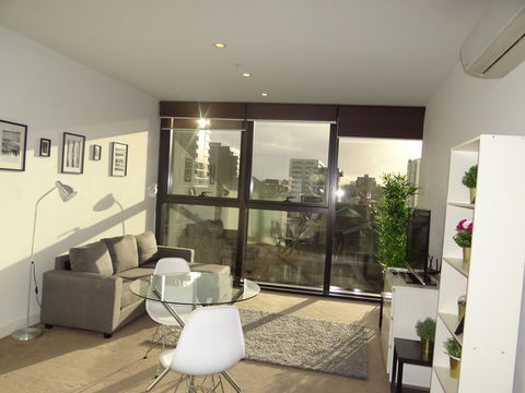 Amazing Accommodations: Vogue - Accommodation Noosa 16
