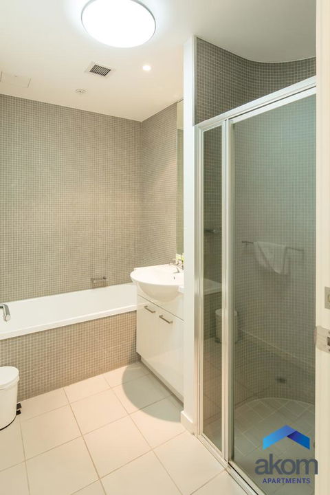 AKOM AT Docklands - Accommodation Noosa 13