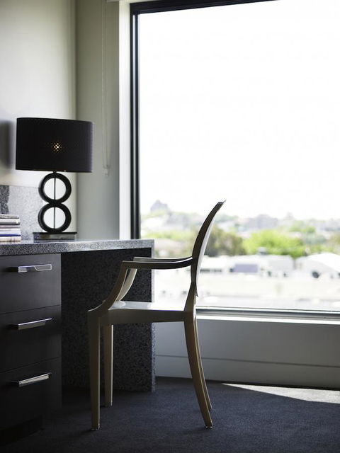 The Cullen Melbourne - Art Series - Accommodation Noosa 2