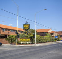 St Georges Motor Inn - Accommodation Noosa