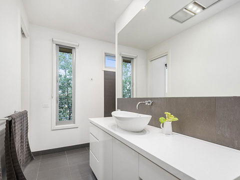 Aireys Ocean View - Accommodation Noosa 10