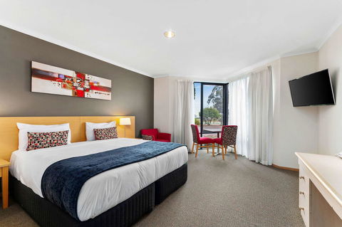Quality Inn & Suites Traralgon - Accommodation Noosa 3