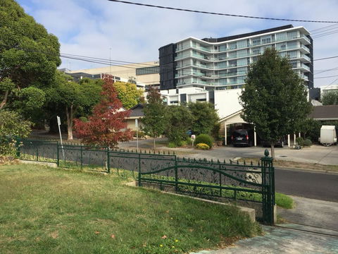 Doncaster Westfield Home Stay - Accommodation Noosa 0