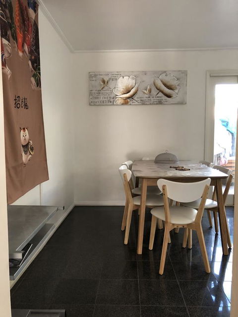 Doncaster Westfield Home Stay - Accommodation Noosa 12
