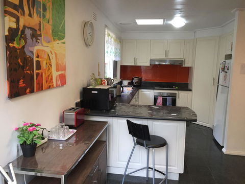 Doncaster Westfield Home Stay - Accommodation Noosa 21