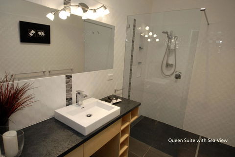 Seascape Accommodation - Accommodation Noosa 6