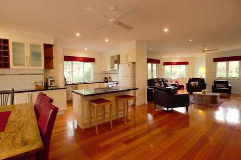 Lithgow Falls Marysville - Accommodation Noosa 1
