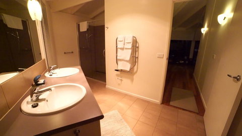 Limosa Rise - Accommodation Noosa 4