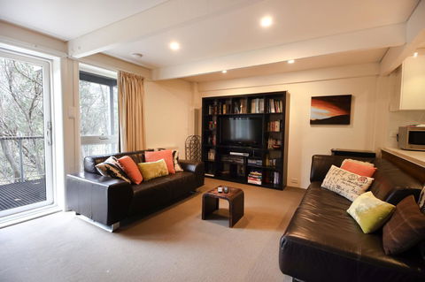 Maisonettes Falls Creek - Accommodation Noosa 2