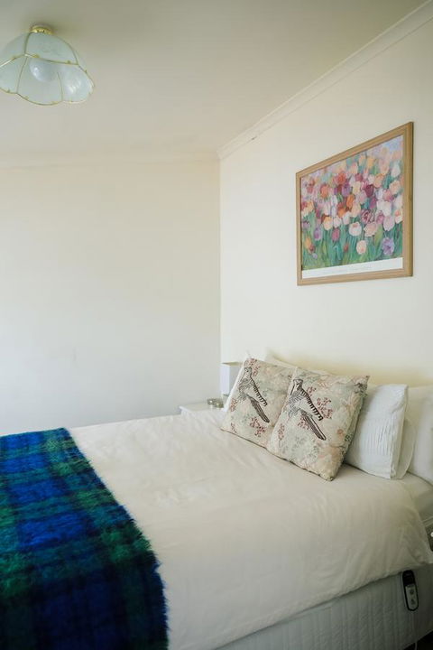 Miss Pym's Cottage - Accommodation Noosa 16