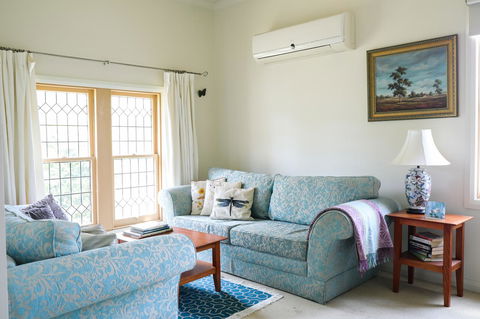 Miss Pym's Cottage - Accommodation Noosa 41