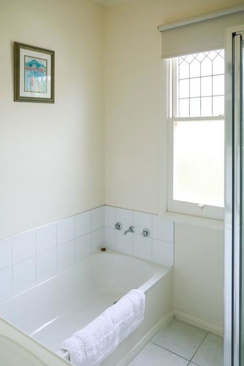 Miss Pym's Cottage - Accommodation Noosa 10