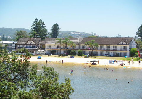 The Clan Terrigal - Accommodation Noosa 0