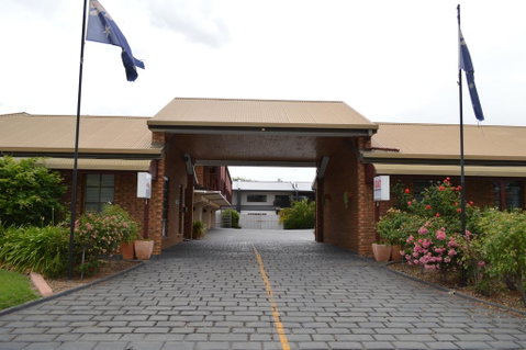 The Cottage Motor Inn Albury - Accommodation Noosa 0