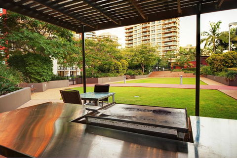 The Docks On Goodwin - Accommodation Noosa 3