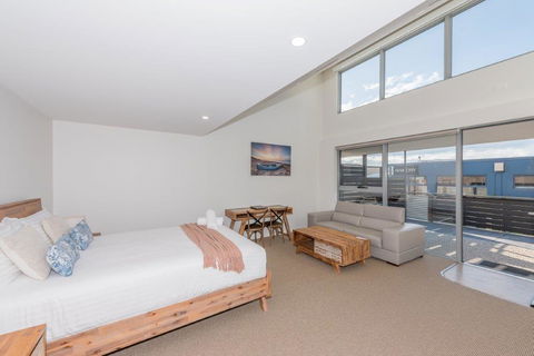 The Hub Bicheno - Accommodation Noosa 2