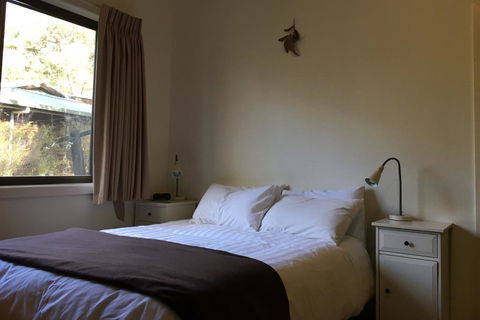 The Ledge Holiday House - Accommodation Noosa 3