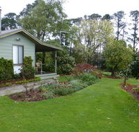 The Little House on The Hill - Accommodation Noosa