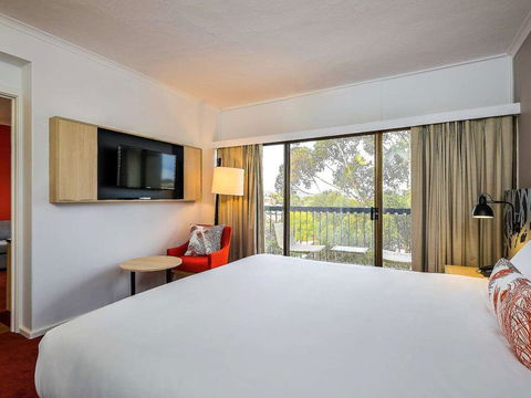 The Plaza Hotel Kalgoorlie - Accommodation Noosa 2