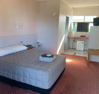 The Royal Motel - Accommodation Noosa