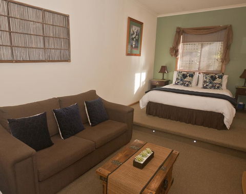 The Shingles Riverside Cottages - Accommodation Noosa 3
