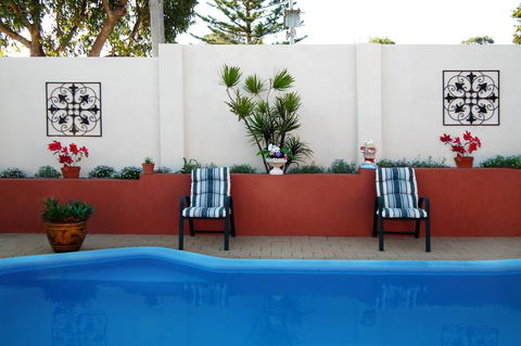 The Spanish Retreat And BnB - 24 Hrs - Accommodation Noosa 3