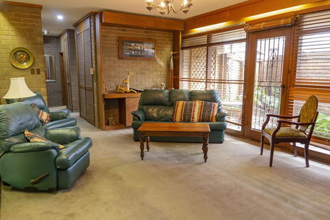 The Townhouse - Accommodation Noosa 1