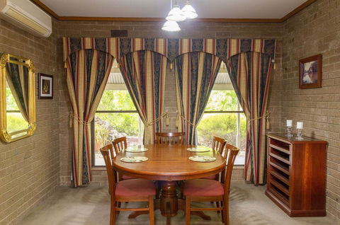 The Townhouse - Accommodation Noosa 3