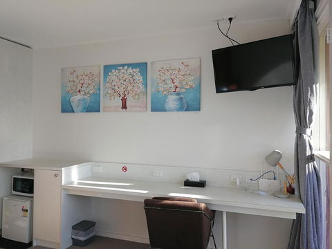 The Wurruk Motel - Accommodation Noosa 2