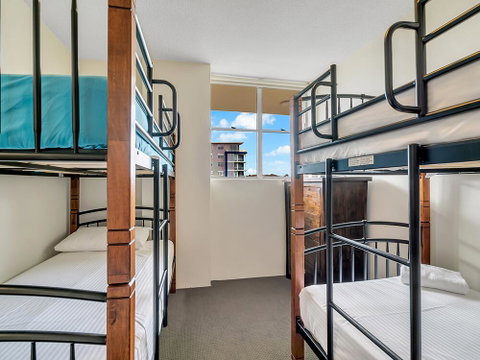 Tradewinds Apartments - Accommodation Noosa 3