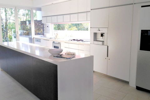 Tranquil Noosa Heads Luxury Home With Private Pool - Gym Tennis & Golf - Accommodation Noosa 2