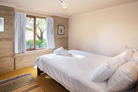 Trastevere Cowaramup Farm House - Accommodation Noosa 1
