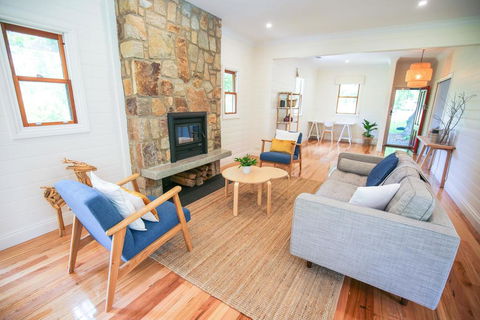 Two Oaks - Accommodation Noosa 0