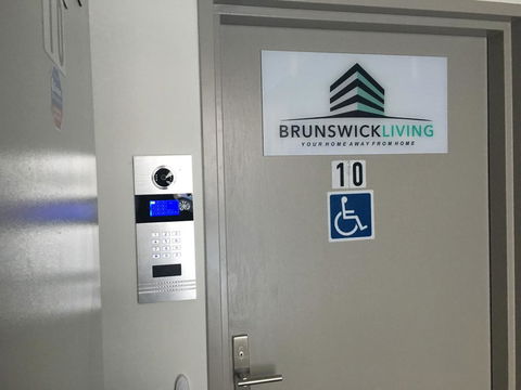 U1 Brunswick Living Brand New Apartment Close To Airport And CBD - Accommodation Noosa 3