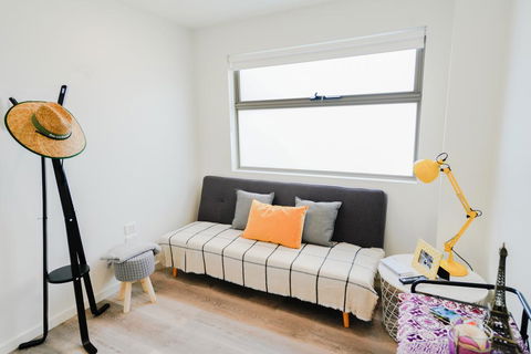 U101 Brunswick Living Brand New Deluxe Balcony Apartment Close To Airport And CBD - Accommodation Noosa 1