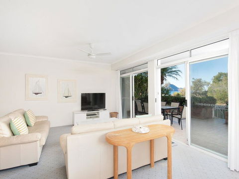 Unit 1 Albacore 12-14 Ondine Close Nelson Bay New South Wales 2315 - Accommodation Noosa 0