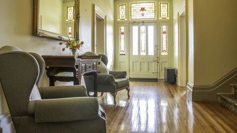 Waratah On York - Accommodation Noosa 1