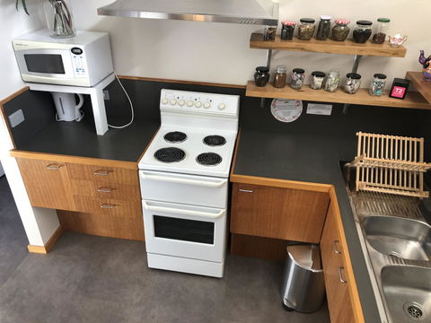 The PC Cottage - Accommodation Noosa 18