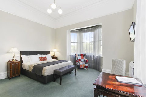 The Riversleigh - Accommodation Noosa 13