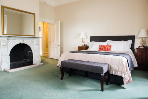 The Riversleigh - Accommodation Noosa 14