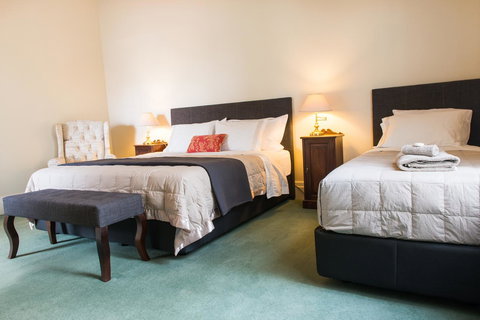 The Riversleigh - Accommodation Noosa 18