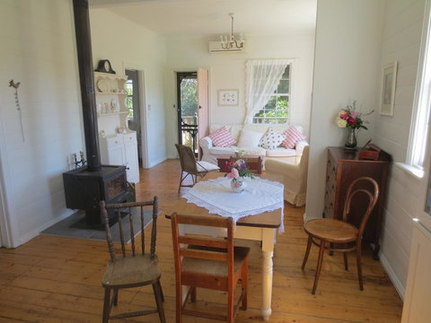 Walnut Cottage Via Leongatha - Accommodation Noosa 5