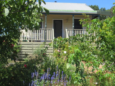 Walnut Cottage Via Leongatha - Accommodation Noosa 0