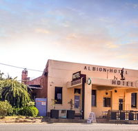 Albion Hotel and Motel Castlemaine - Accommodation Noosa