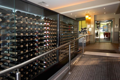 Mitchell River Tavern - Accommodation Noosa 3