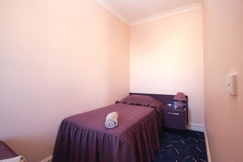 Mitchell River Tavern - Accommodation Noosa 24