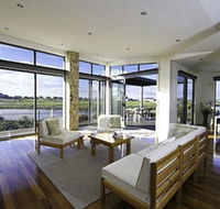 19 Glen Eagles Close - Accommodation Noosa