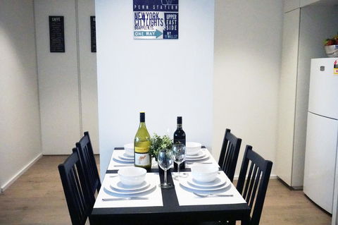 Auzzie Apartments Docklands, Melbourne - Accommodation Noosa 9