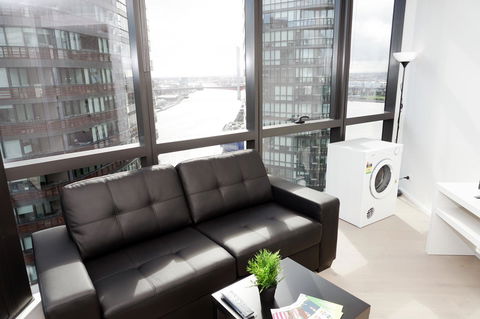 Auzzie Apartments Docklands, Melbourne - Accommodation Noosa 29