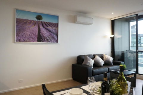 Auzzie Apartments Docklands, Melbourne - Accommodation Noosa 38